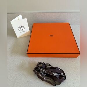 BNW HERMES EMPTY BOX WITH RIBBON AND ENVELOPE, SIZE 10.5”x10.5”x1.75”